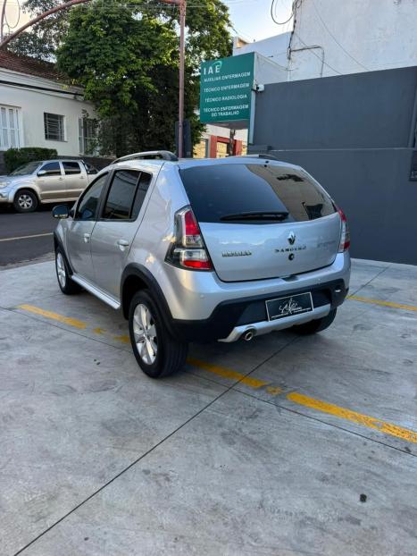 RENAULT Sandero 1.6 4P FLEX STEPWAY, Foto 3