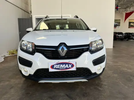 RENAULT Sandero 1.6 16V 4P FLEX STEPWAY AUTOM�TICO, Foto 2