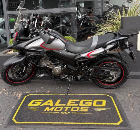 SUZUKI V-Strom DL 650 XT, Foto 2