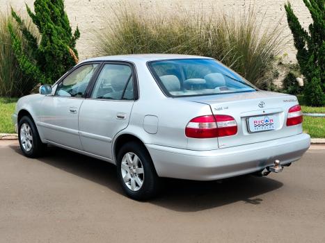 TOYOTA Corolla 1.8 16V 4P XEI, Foto 6