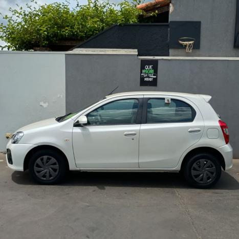 TOYOTA Etios Hatch 1.5 16V 4P FLEX XS AUTOMTICO, Foto 5