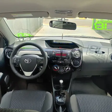 TOYOTA Etios Hatch 1.5 16V 4P FLEX XS AUTOMTICO, Foto 14