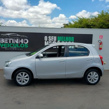 TOYOTA Etios Hatch 1.5 16V 4P FLEX XLS AUTOMTICO, Foto 5