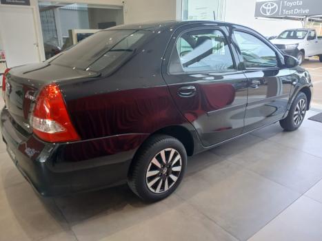 TOYOTA Etios Sedan 1.5 16V 4P FLEX XS AUTOM�TICO, Foto 4