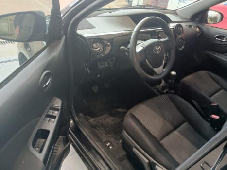 TOYOTA Etios Sedan 1.5 16V 4P FLEX XS AUTOM�TICO, Foto 10