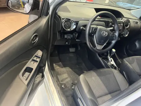 TOYOTA Etios Sedan 1.5 16V 4P FLEX X PLUS, Foto 9