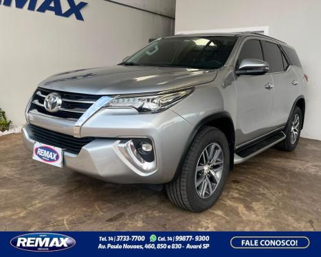 TOYOTA Hilux , Foto 1