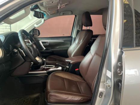 TOYOTA Hilux , Foto 15