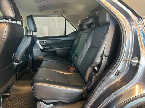 TOYOTA Hilux , Foto 9