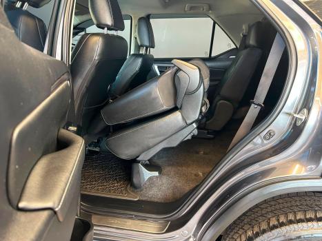 TOYOTA Hilux , Foto 10