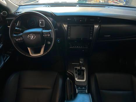 TOYOTA Hilux , Foto 11