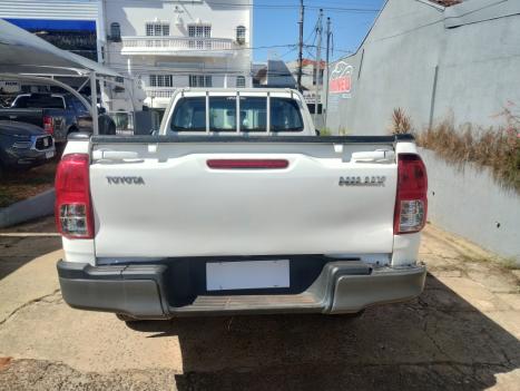 TOYOTA Hilux Caminhonete 2.8 4X4 DIESEL CABINE SIMPLES, Foto 5