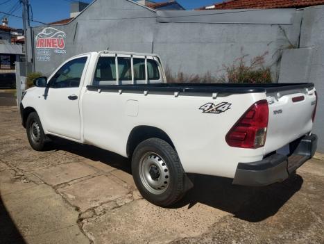 TOYOTA Hilux Caminhonete 2.8 4X4 DIESEL CABINE SIMPLES, Foto 4