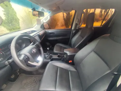 TOYOTA Hilux Caminhonete 2.8 4P 4X4 DIESEL CABINE DUPLA, Foto 7