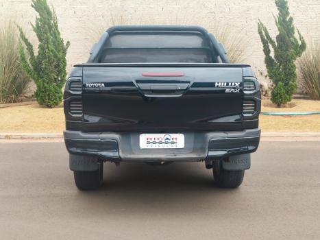 TOYOTA Hilux Caminhonete 2.8 4P 4X4 DIESEL CABINE DUPLA, Foto 5