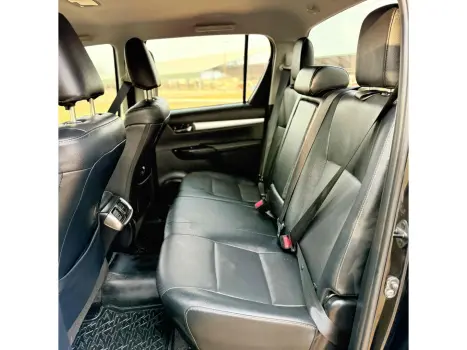 TOYOTA Hilux Caminhonete 2.8 16V SRX 4X4 DIESEL CABINE DUPLA AUTOMTICO, Foto 10