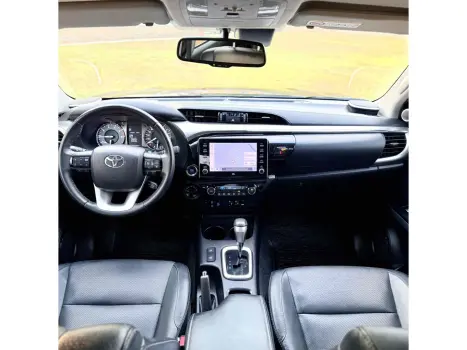 TOYOTA Hilux Caminhonete 2.8 16V SRX 4X4 DIESEL CABINE DUPLA AUTOMTICO, Foto 11