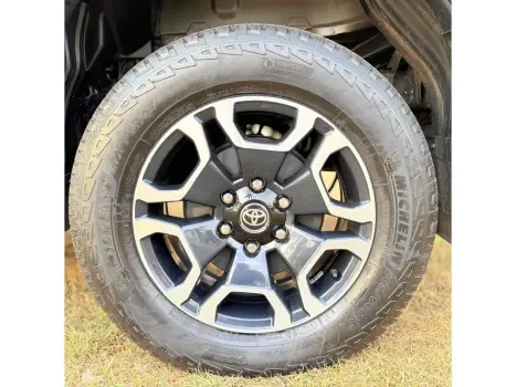 TOYOTA Hilux Caminhonete 2.8 16V SRX 4X4 DIESEL CABINE DUPLA AUTOMTICO, Foto 23