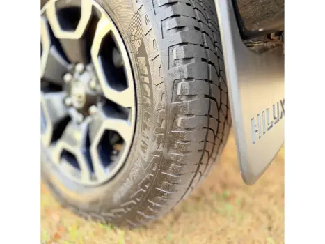 TOYOTA Hilux Caminhonete 2.8 16V SRX 4X4 DIESEL CABINE DUPLA AUTOMTICO, Foto 24