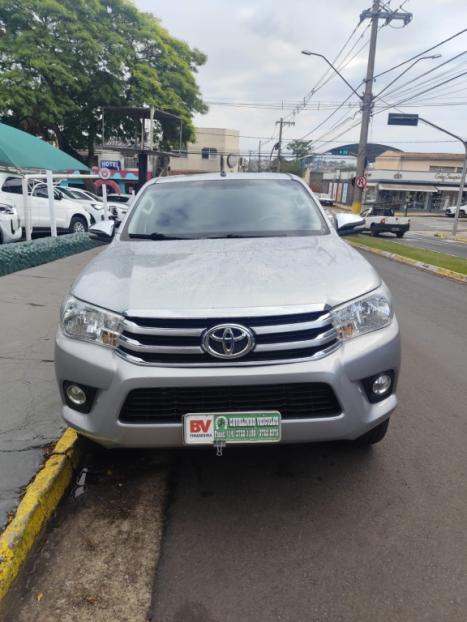 TOYOTA Hilux Caminhonete 2.8 16V SRV 4X4 DIESEL CABINE DUPLA AUTOMTICO, Foto 2