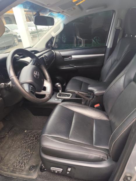 TOYOTA Hilux Caminhonete 2.8 16V SRV 4X4 DIESEL CABINE DUPLA AUTOMTICO, Foto 4