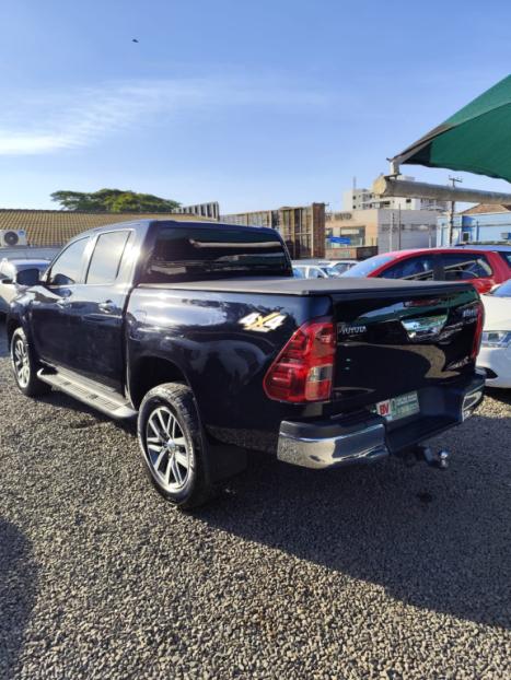 TOYOTA Hilux Caminhonete 2.8 16V SRV 4X4 DIESEL CABINE DUPLA AUTOMTICO, Foto 7