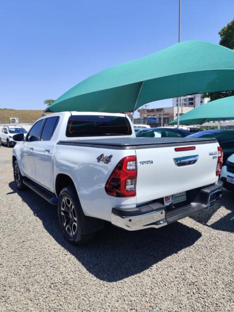 TOYOTA Hilux Caminhonete 2.8 16V SRX 4X4 DIESEL CABINE DUPLA AUTOMTICO, Foto 7