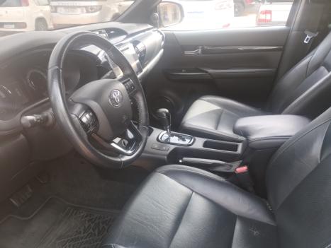 TOYOTA Hilux Caminhonete 2.8 16V SRX 4X4 DIESEL CABINE DUPLA AUTOMTICO, Foto 8