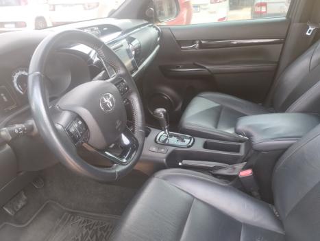 TOYOTA Hilux Caminhonete 2.8 16V SRX 4X4 DIESEL CABINE DUPLA AUTOMTICO, Foto 9