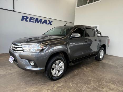 TOYOTA Hilux Caminhonete 2.7 16V 4P SR CABINE DUPLA AUTOM�TICO, Foto 4
