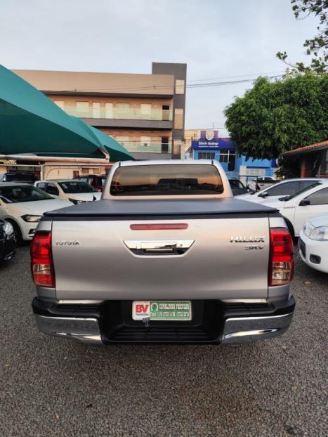 TOYOTA Hilux Caminhonete 2.8 16V SRV 4X4 DIESEL CABINE DUPLA AUTOM�TICO, Foto 8