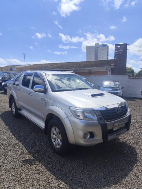 TOYOTA Hilux Caminhonete 3.0 16V 4P 4X4 SRV TURBO DIESEL CABINE DUPLA AUTOM�TICO, Foto 3