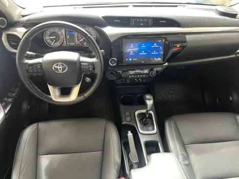TOYOTA Hilux Caminhonete 2.8 16V SRX 4X4 DIESEL CABINE DUPLA AUTOM�TICO, Foto 12