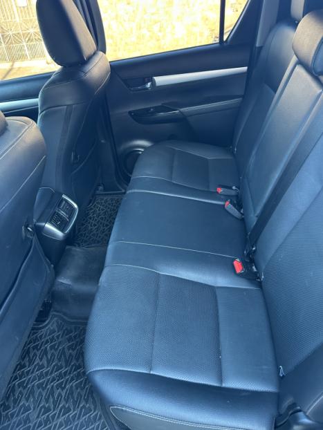 TOYOTA Hilux Caminhonete 2.8 16V SRX 4X4 DIESEL CABINE DUPLA AUTOM�TICO, Foto 7