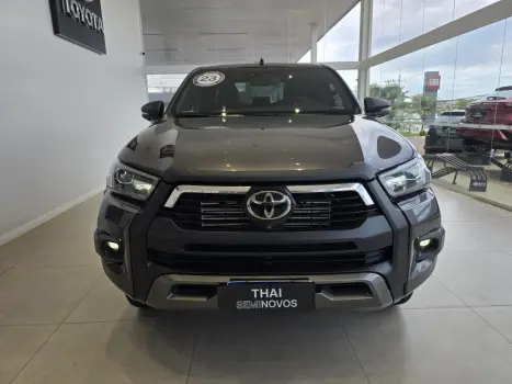 TOYOTA Hilux Caminhonete 2.8 16V SRX CONQUEST 4X4 TURBO DIESEL CABINE DUPLA AUTOM�TICO, Foto 2