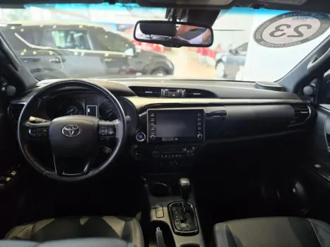 TOYOTA Hilux Caminhonete 2.8 16V SRX CONQUEST 4X4 TURBO DIESEL CABINE DUPLA AUTOM�TICO, Foto 15