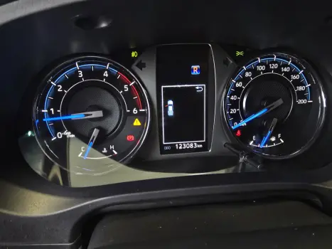 TOYOTA Hilux Caminhonete 2.8 16V SRX CONQUEST 4X4 TURBO DIESEL CABINE DUPLA AUTOM�TICO, Foto 17