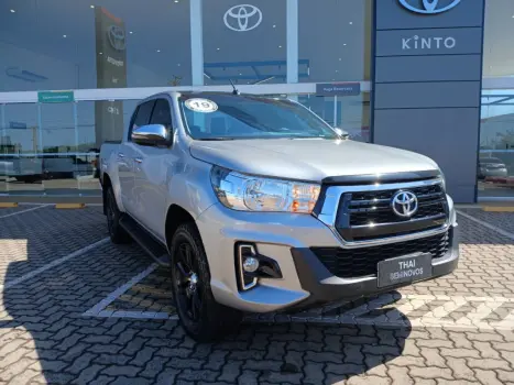 TOYOTA Hilux Caminhonete 2.7 16V 4P SRV FLEX CABINE DUPLA AUTOM�TICO, Foto 1
