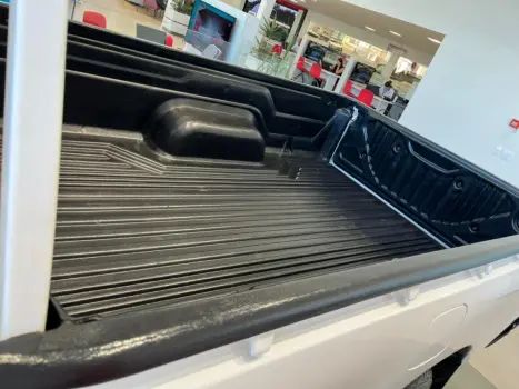 TOYOTA Hilux Caminhonete 2.8 4X4 DIESEL CABINE SIMPLES, Foto 9