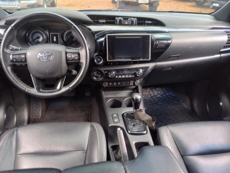 TOYOTA Hilux Caminhonete 2.8 16V SRX 4X4 DIESEL CABINE DUPLA AUTOM�TICO, Foto 5