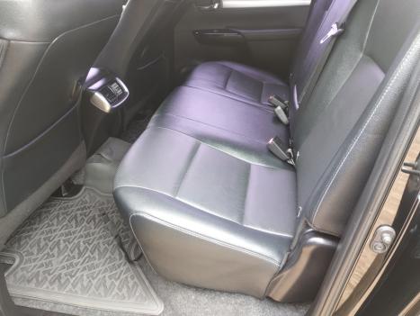 TOYOTA Hilux Caminhonete 2.8 16V SRX 4X4 TURBO DIESEL CABINE DUPLA AUTOM�TICO, Foto 9