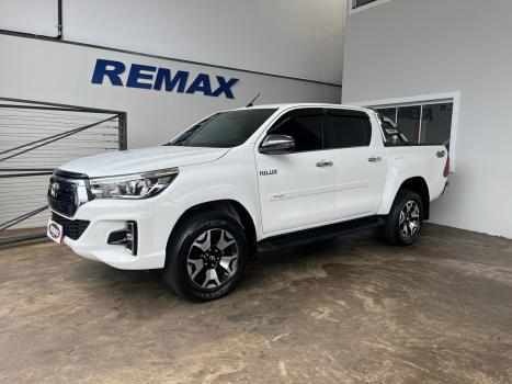 TOYOTA Hilux Caminhonete 2.8 16V SRX 50 ANOS 4X4 TURBO DIESEL CABINE DUPLA AUTOM�TICO, Foto 4