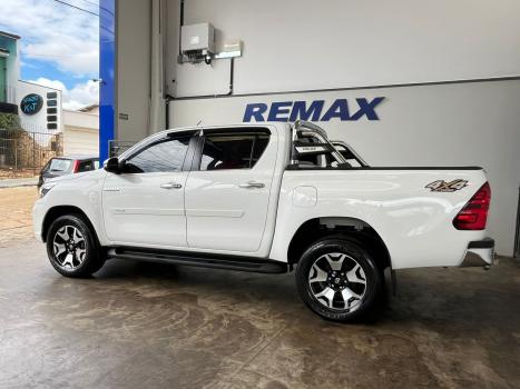 TOYOTA Hilux Caminhonete 2.8 16V SRX 50 ANOS 4X4 TURBO DIESEL CABINE DUPLA AUTOM�TICO, Foto 7