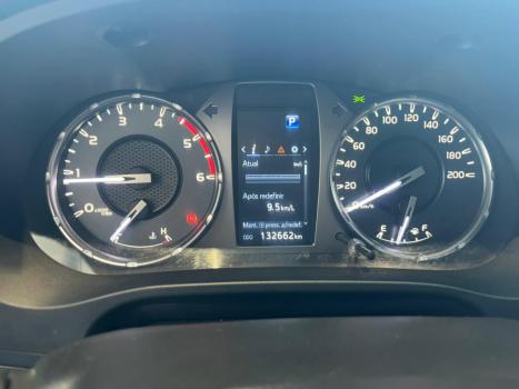 TOYOTA Hilux Caminhonete 2.8 16V 4P SR 4X4 DIESEL CABINE DUPLA AUTOM�TICO, Foto 12