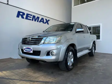 TOYOTA Hilux Caminhonete 2.7 16V 4P SRV FLEX 4X4  CABINE DUPLA AUTOM�TICO, Foto 3