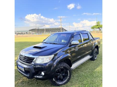 TOYOTA Hilux Caminhonete 3.0 16V 4P 4X4 SRV TURBO DIESEL CABINE DUPLA AUTOM�TICO, Foto 1