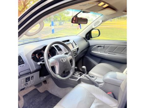 TOYOTA Hilux Caminhonete 3.0 16V 4P 4X4 SRV TURBO DIESEL CABINE DUPLA AUTOM�TICO, Foto 10