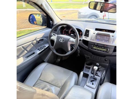 TOYOTA Hilux Caminhonete 3.0 16V 4P 4X4 SRV TURBO DIESEL CABINE DUPLA AUTOM�TICO, Foto 20