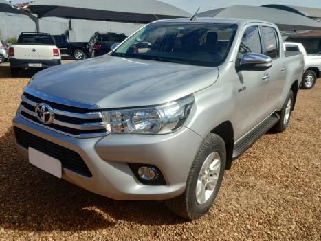 TOYOTA Hilux Caminhonete 2.8 16V SRV 4X4 DIESEL CABINE DUPLA AUTOM�TICO, Foto 1