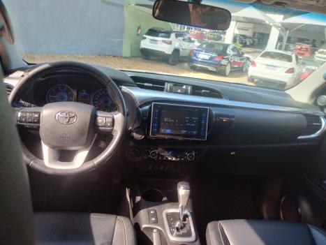 TOYOTA Hilux Caminhonete 2.8 16V SRV 4X4 DIESEL CABINE DUPLA AUTOM�TICO, Foto 5